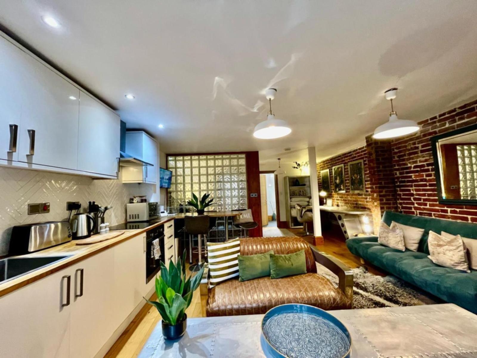 By The Beach Large Central Stylish Studio For 4 Guests Brighton Екстер'єр фото